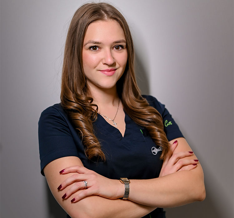 Martina Kujundžić - Refractive Surgery Department